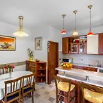 Nika Apartment *